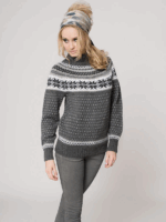 Nancy peysa lokuð og hneppt - Image 3