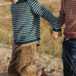 T14-13 Knop röndótt laskapeysa