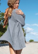 Bára Jakkapeysa með 4 kaðlamunsturlínum