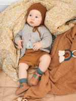 T11-34 Lille rille peysa, kjusa, teppi